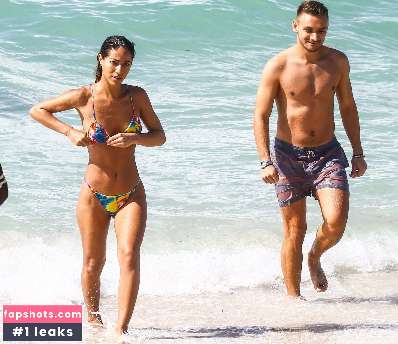 Erika Wheaton gallery photo #64