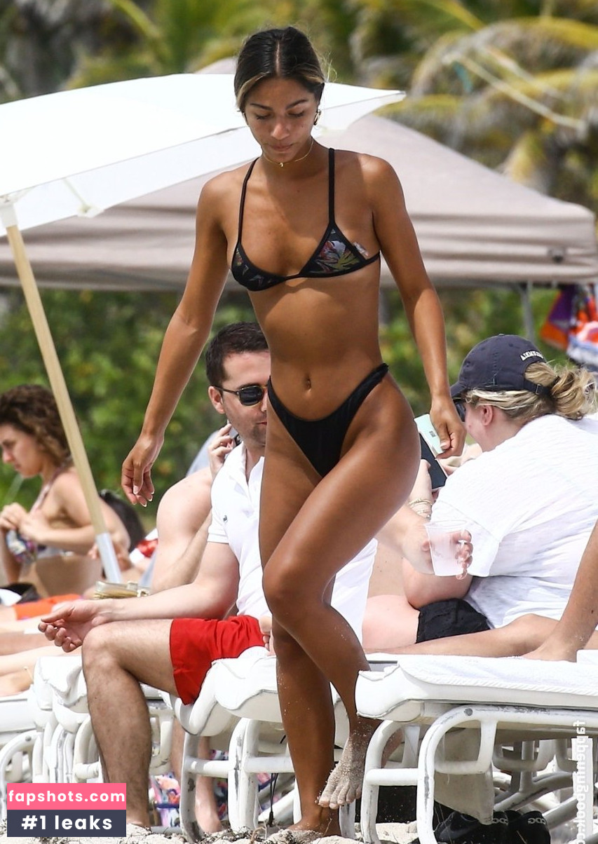 Erika Wheaton gallery photo #78