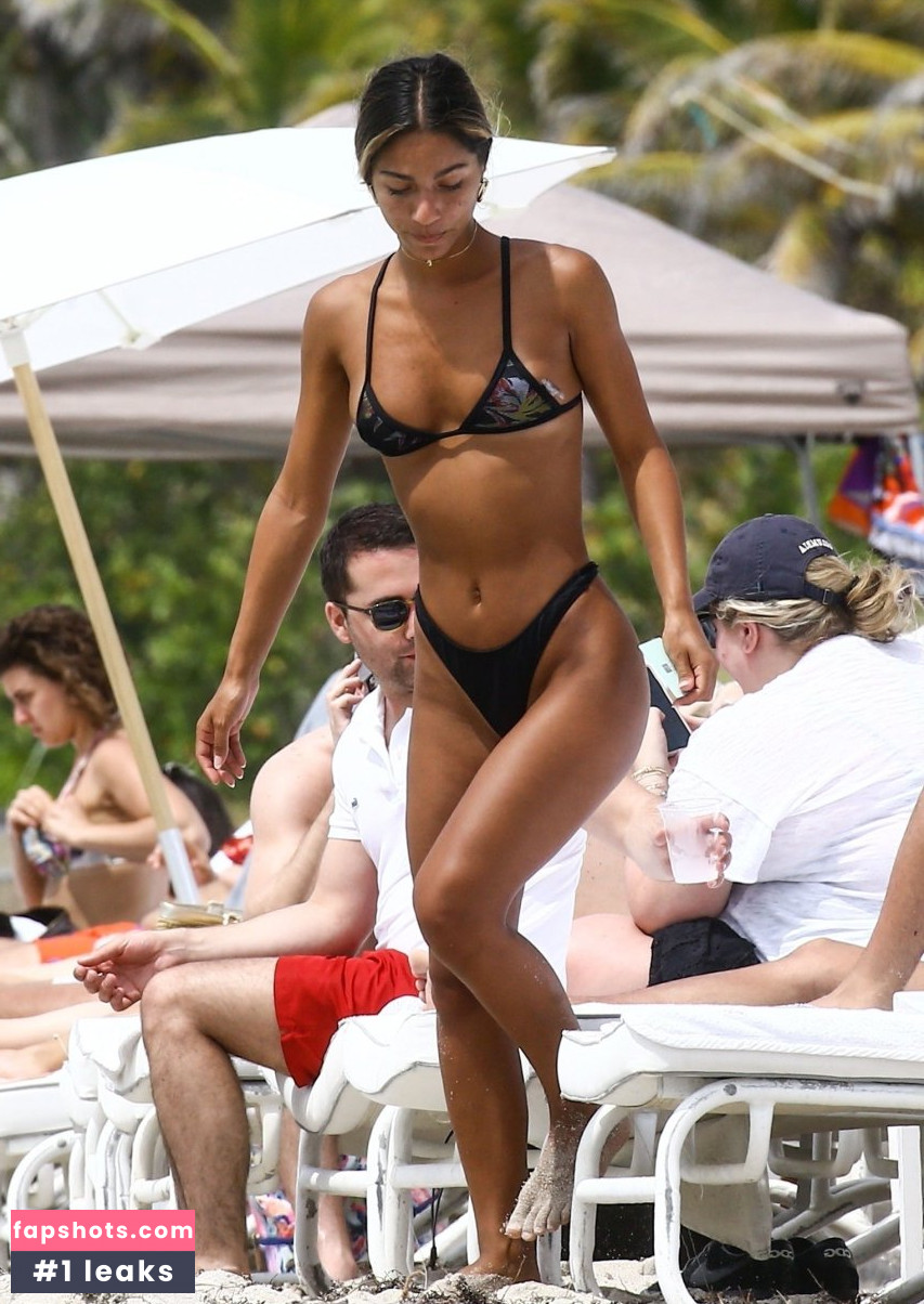 Erika Wheaton gallery photo #81