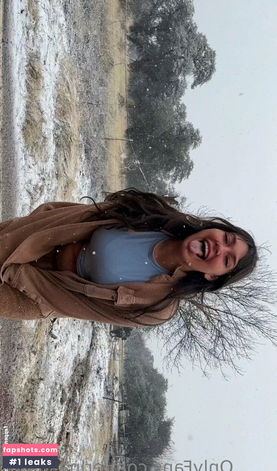 Erin Ashford gallery photo #168