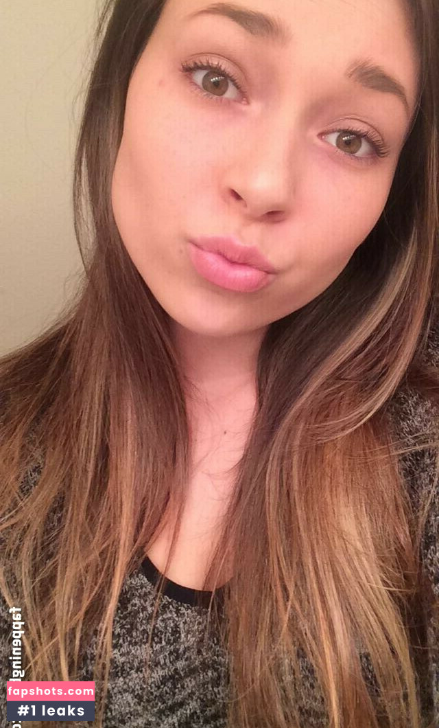 Erin Ashford gallery photo #342