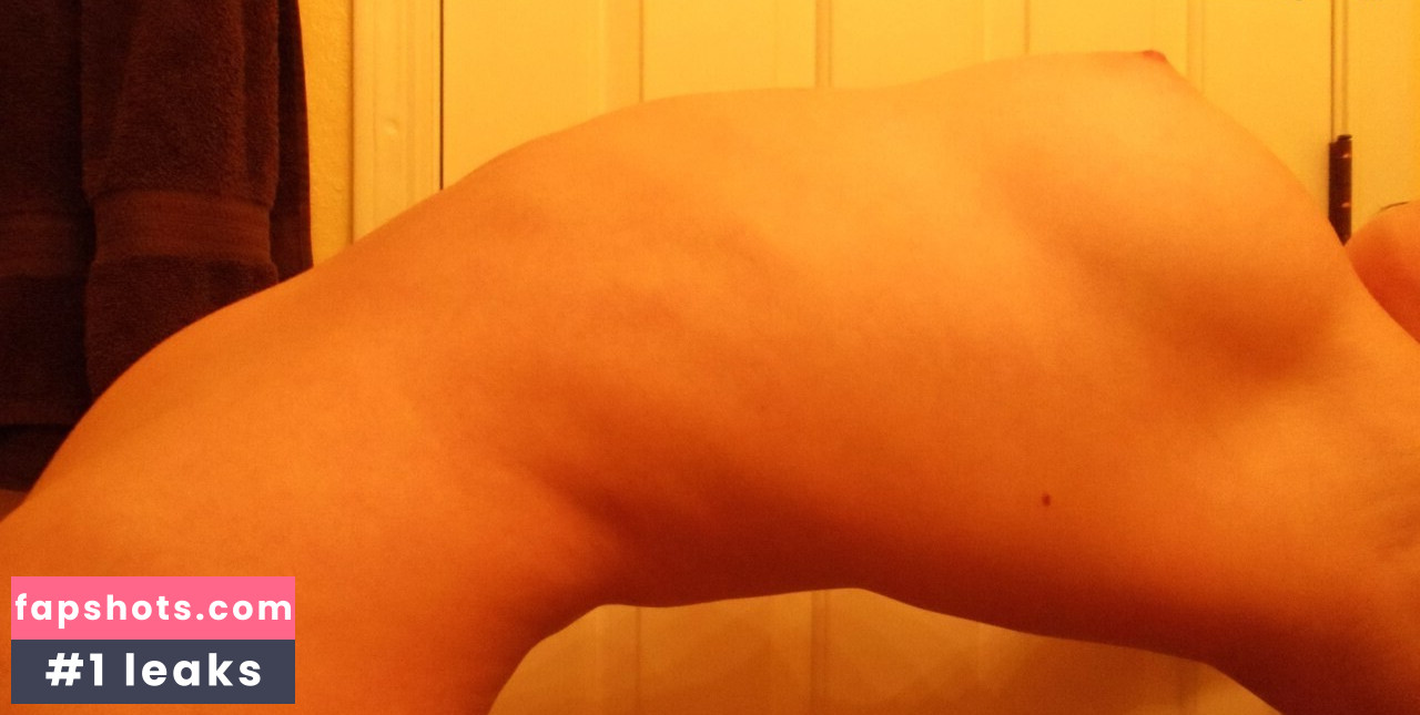 Erin Ashford gallery photo #384