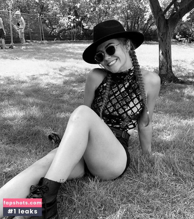 Erin Boothby gallery photo #10