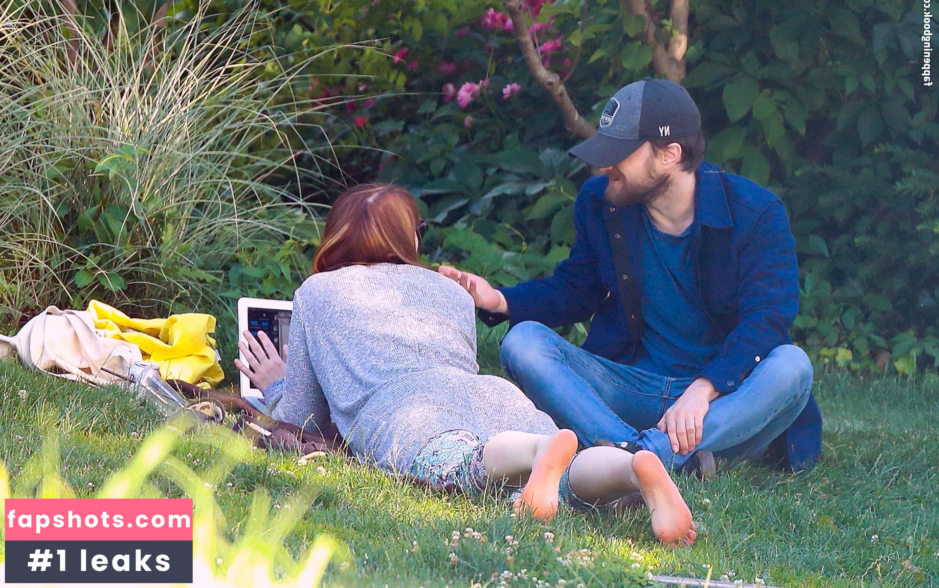 Erin Darke gallery photo #23