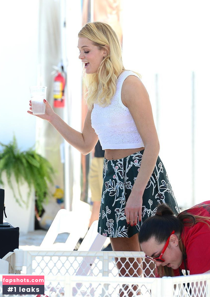 Erin Heatherton gallery photo #72