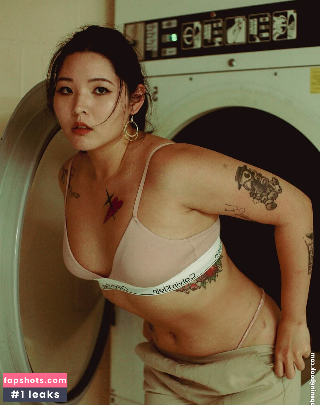 Erin Li gallery photo #19