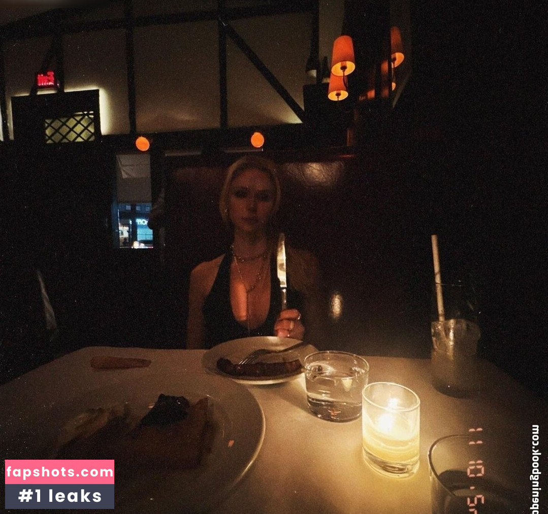 Erin Moriarty Nahé úniky fotek pouze od fanoušků #138 - Fapshots