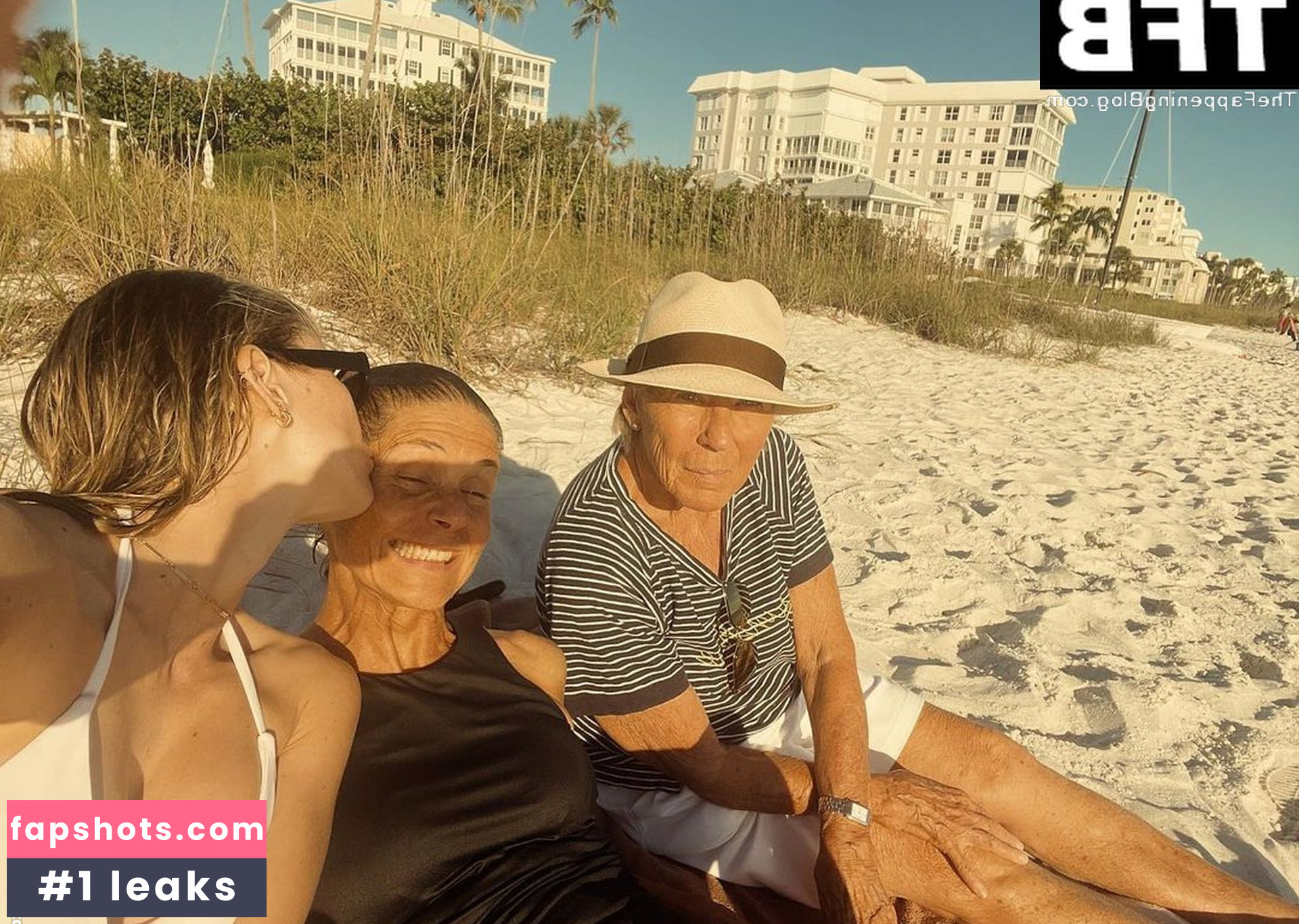 Erin Moriarty Nahé úniky fotek pouze od fanoušků #315 - Fapshots