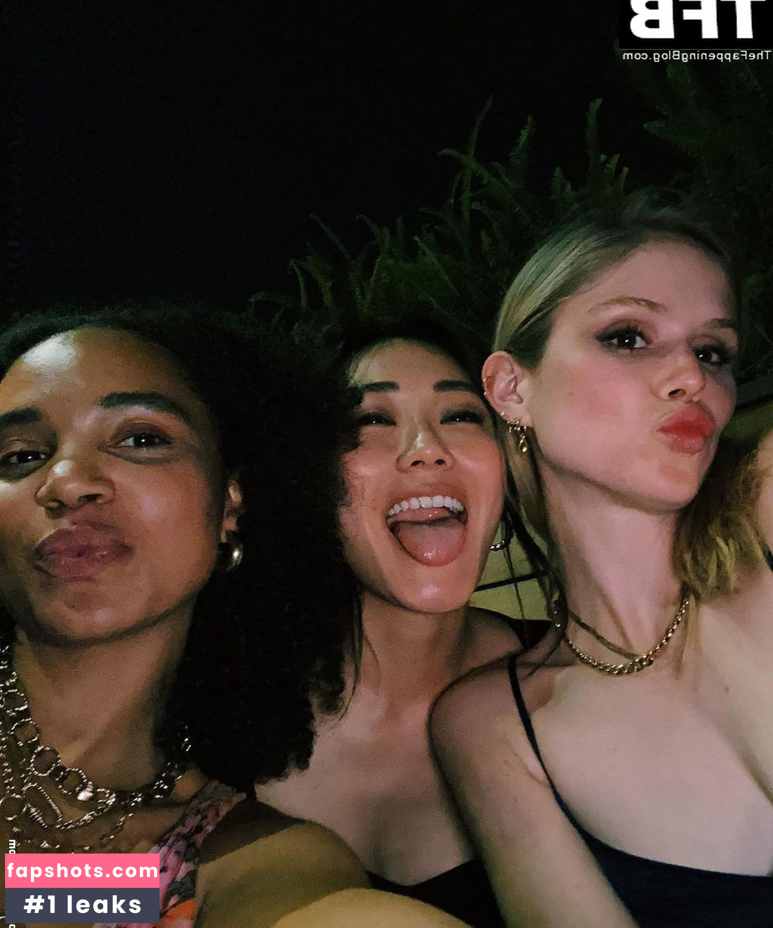 Erin Moriarty Nahé úniky fotek pouze od fanoušků #323 - Fapshots