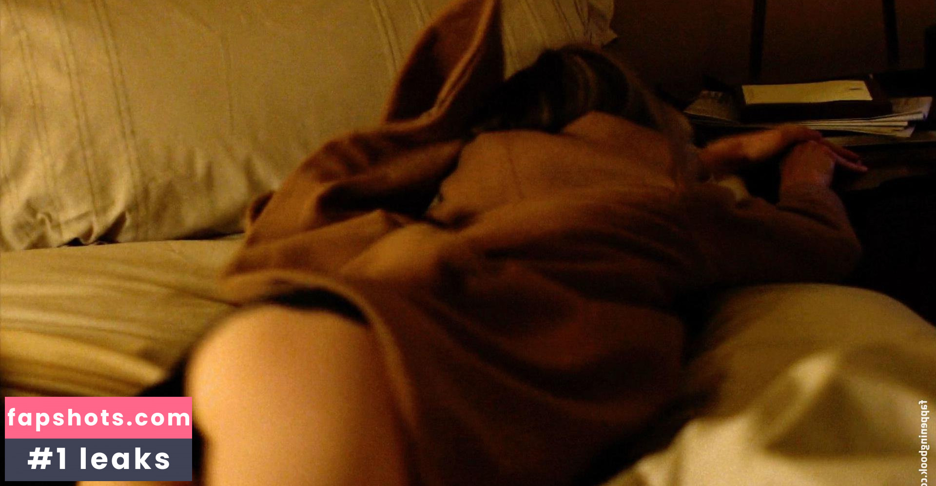 Erin Moriarty Nahé úniky fotek pouze od fanoušků #370 - Fapshots