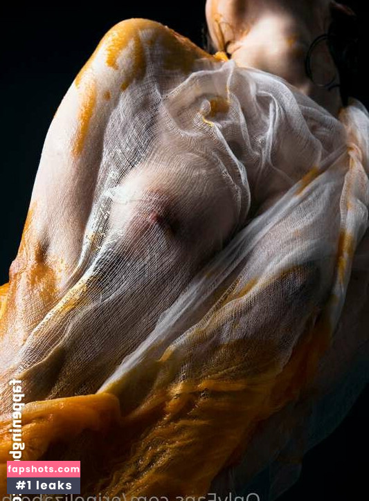 Erin gallery photo #21