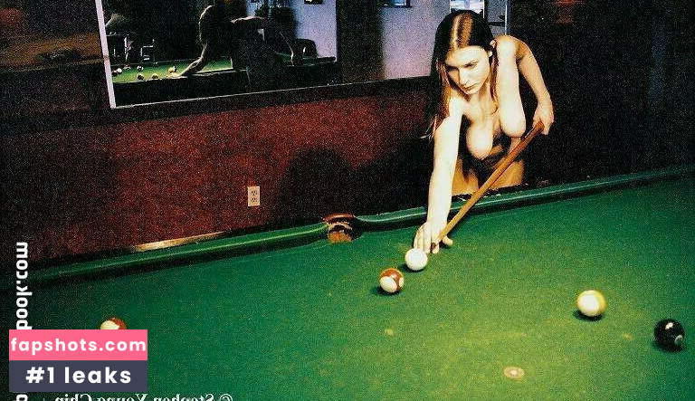 Erin gallery photo #9