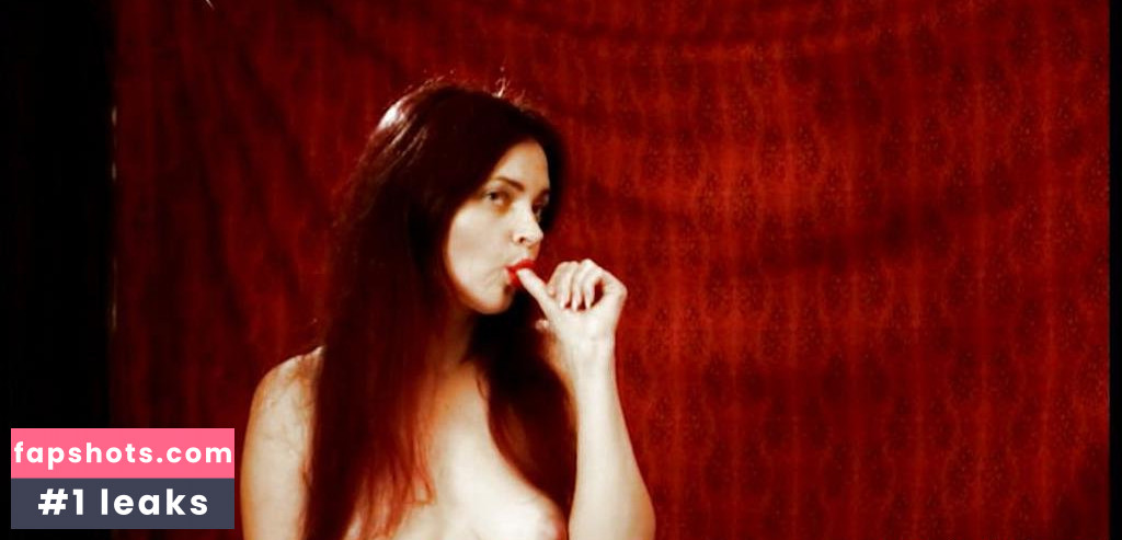 Erin Russ Nude Leaks OnlyFans Photos #2 - LeakJerk