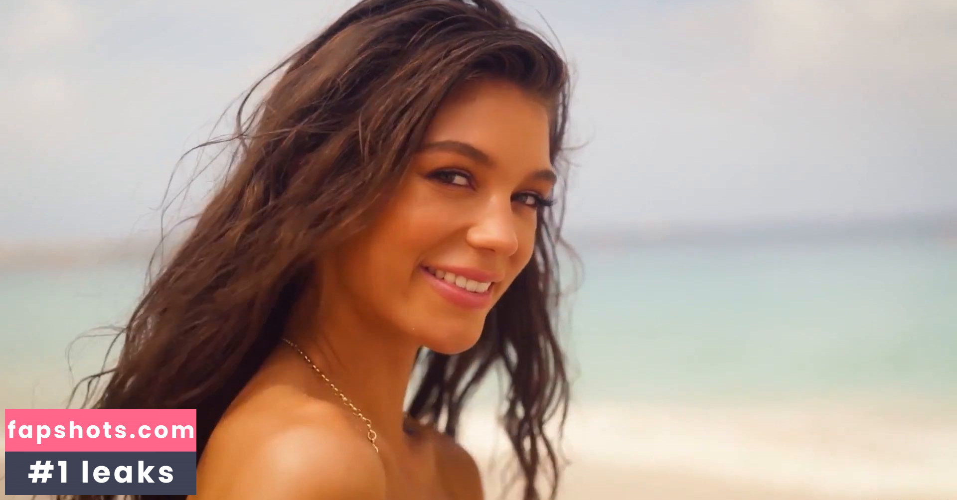 Erin Willerton gallery photo #15