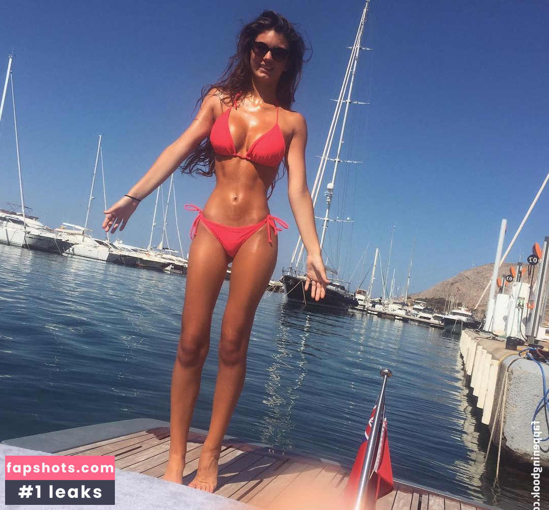 Erin Willerton gallery photo #39