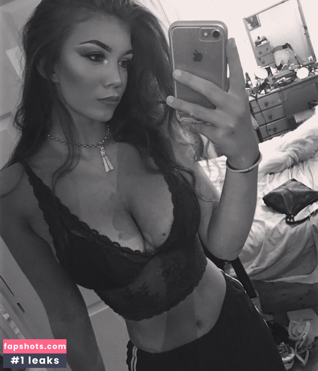 Erin Willerton gallery photo #49