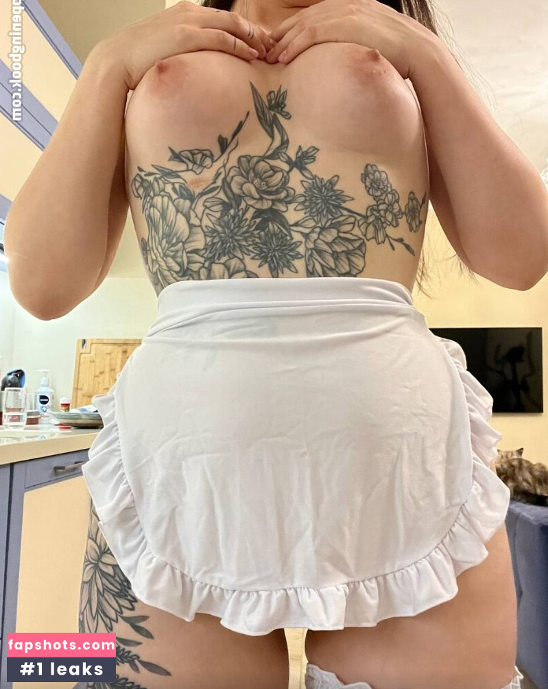 Es.lain gallery photo #207