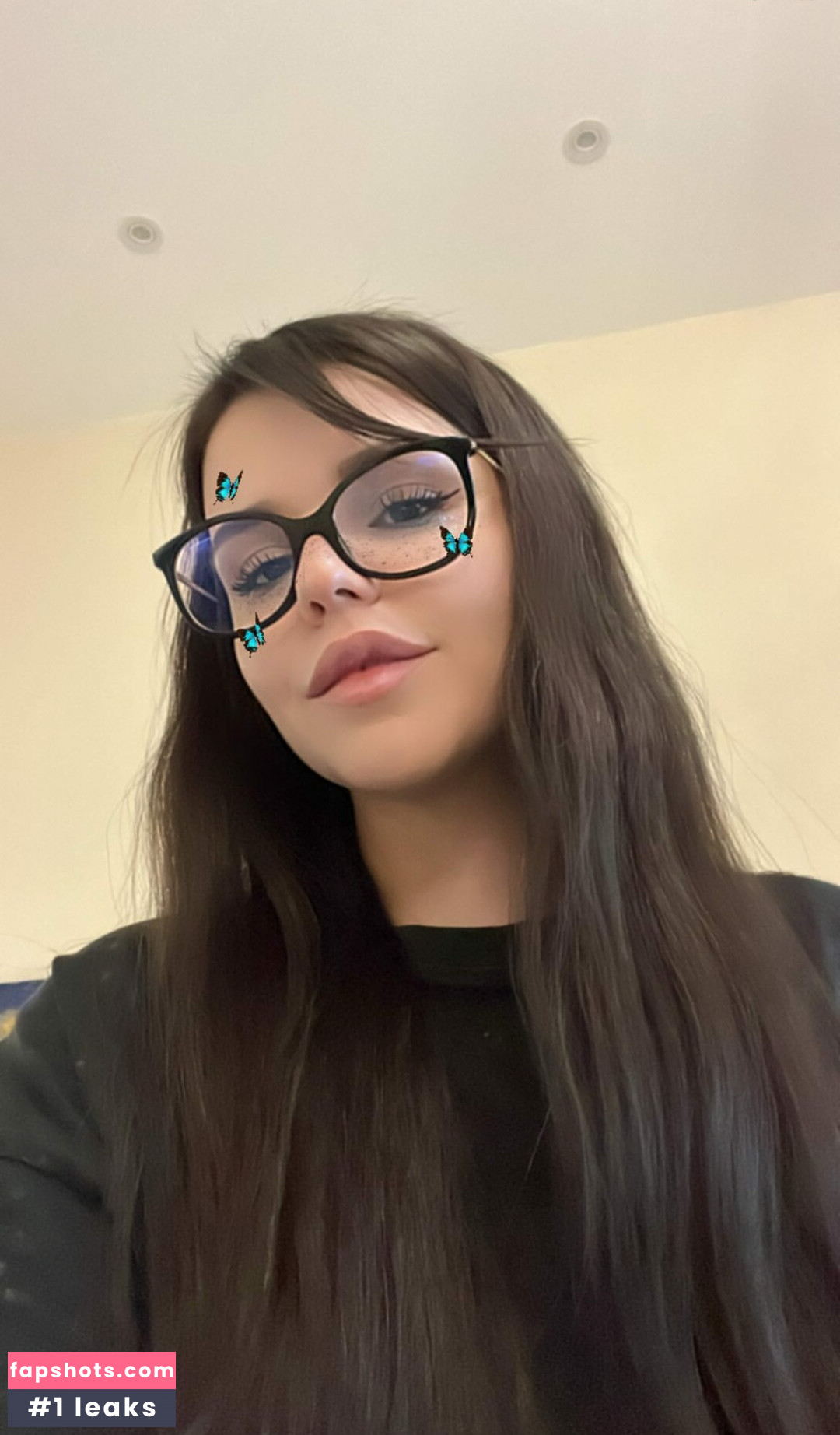 Es.lain gallery photo #337