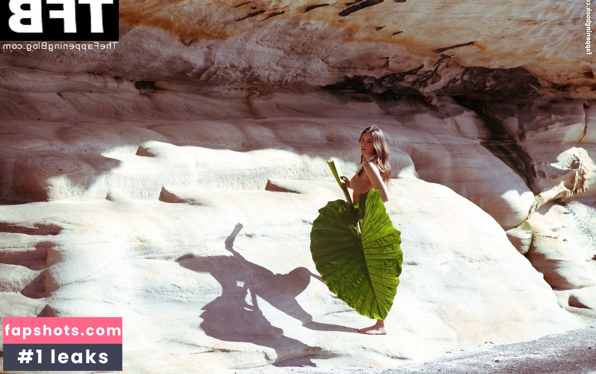 Esma Voloder nude babe gallery