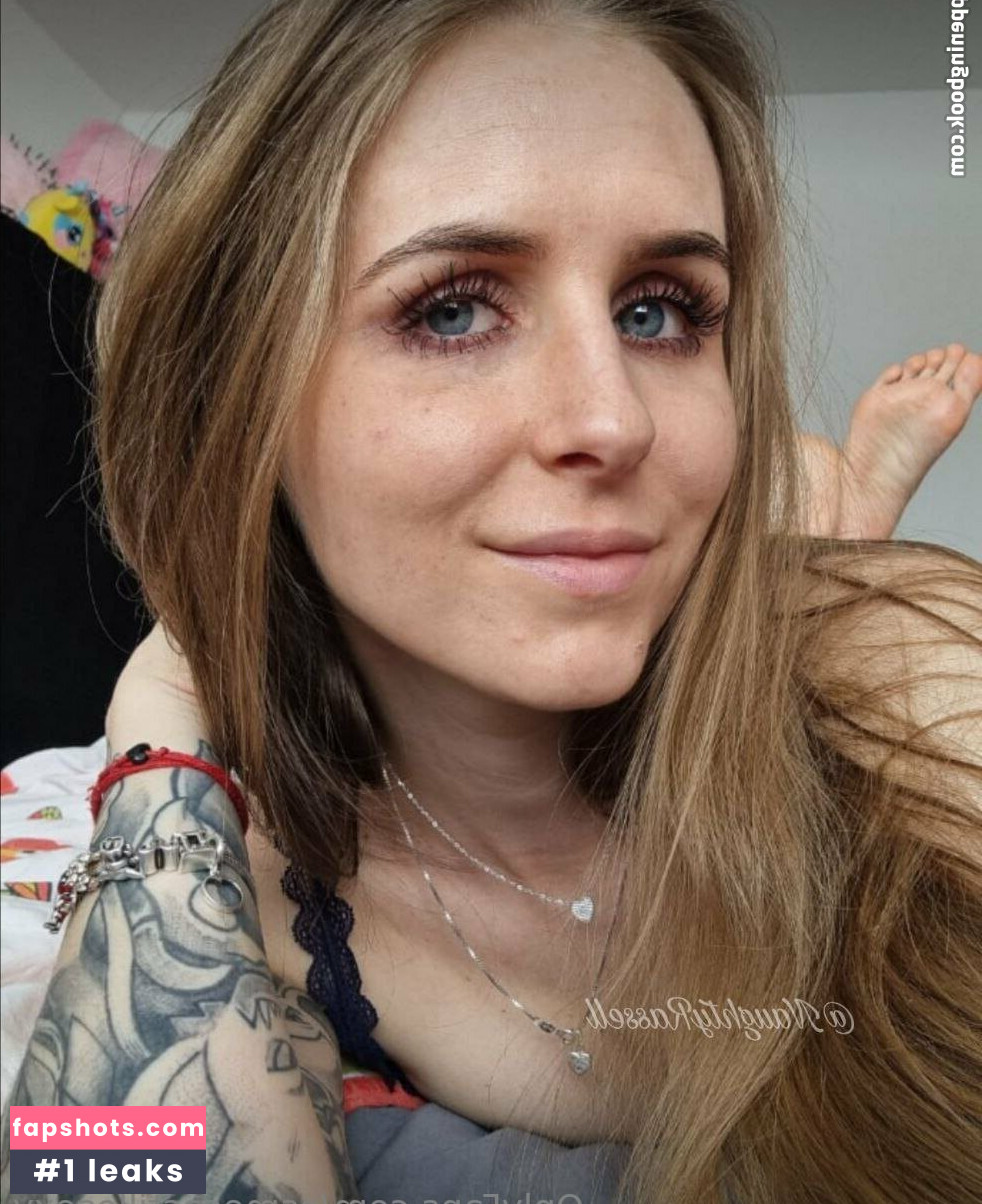 esmecastillosexy gallery photo #14