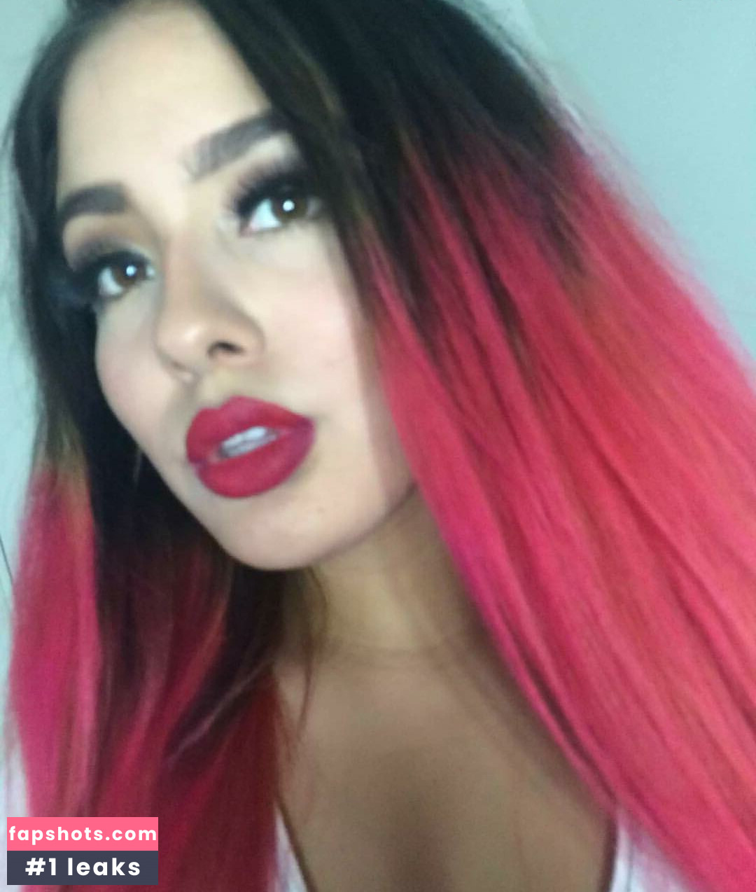 Esmeralda Quintero gallery photo #17