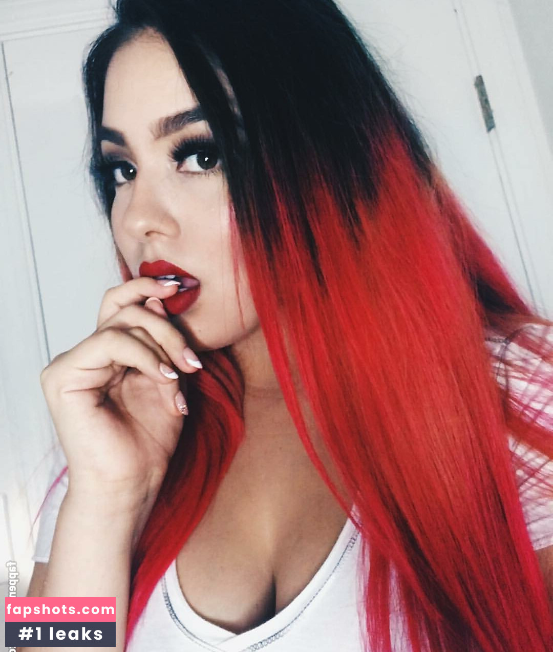 Esmeralda Quintero gallery photo #24