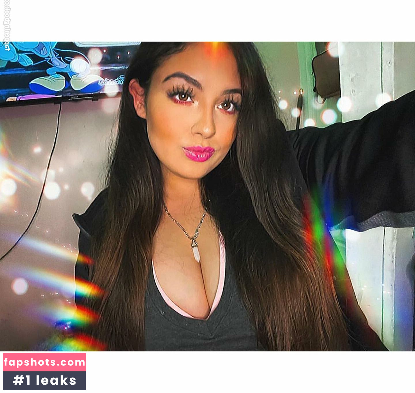 Esmeralda Quintero gallery photo #32