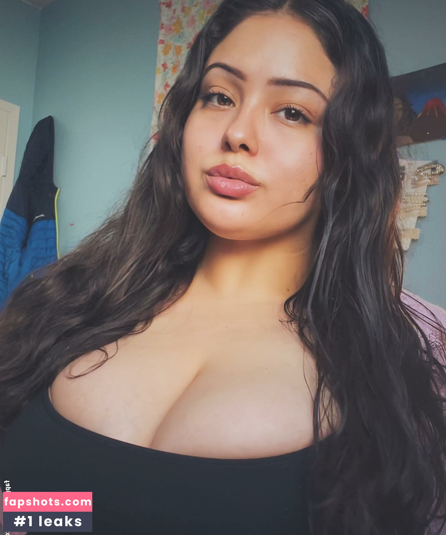 Esmeralda Quintero gallery photo #35