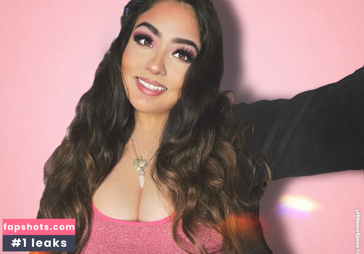 Esmeralda Quintero gallery photo #40