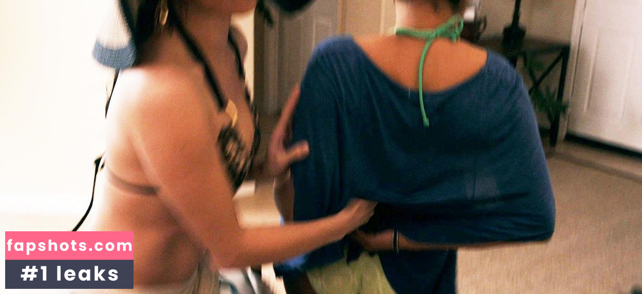 Essence Atkins gallery photo #20