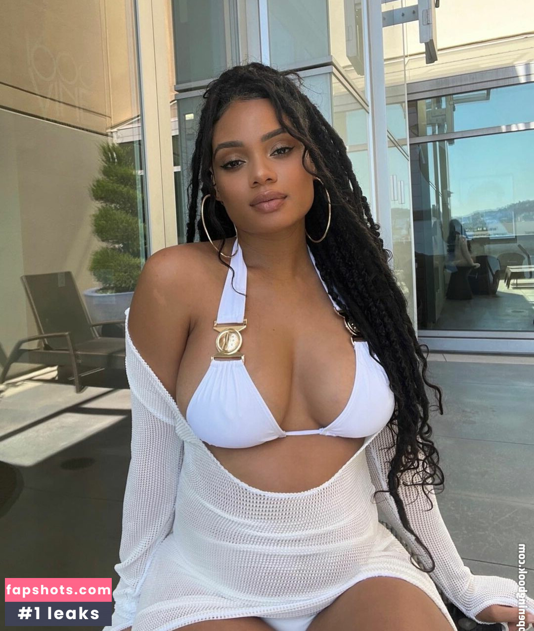 Essence Tatiana gallery photo #10