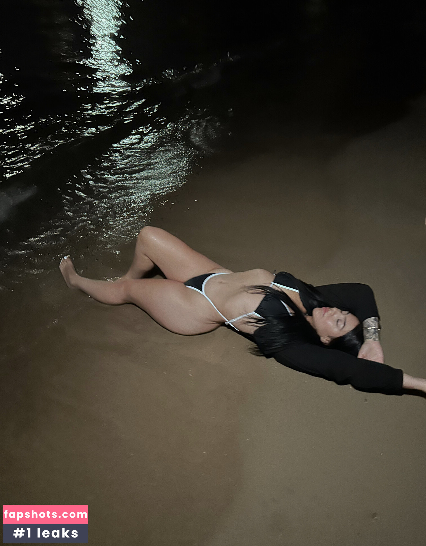 Estefani Rios gallery photo #3