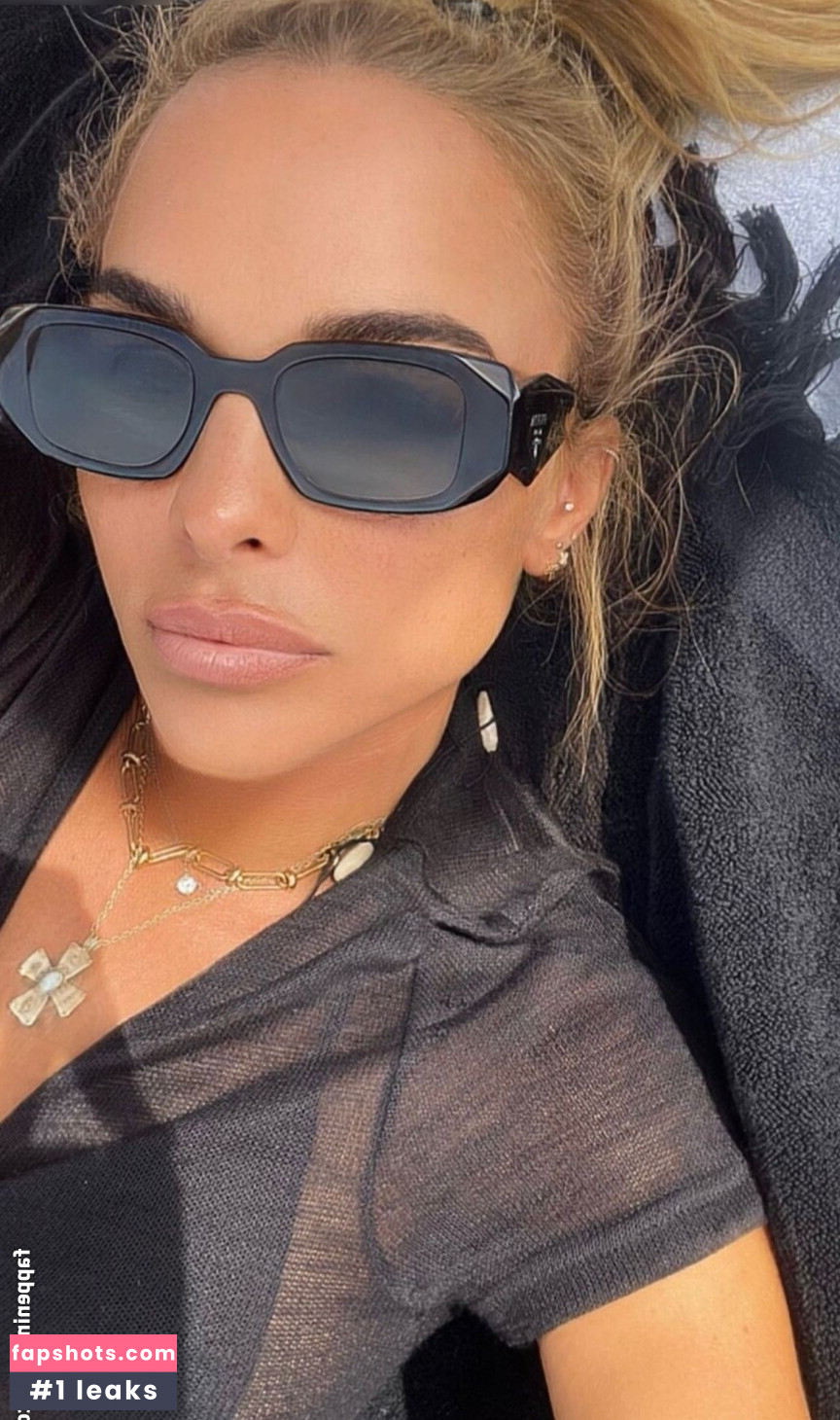 Estefania Küster gallery photo #5