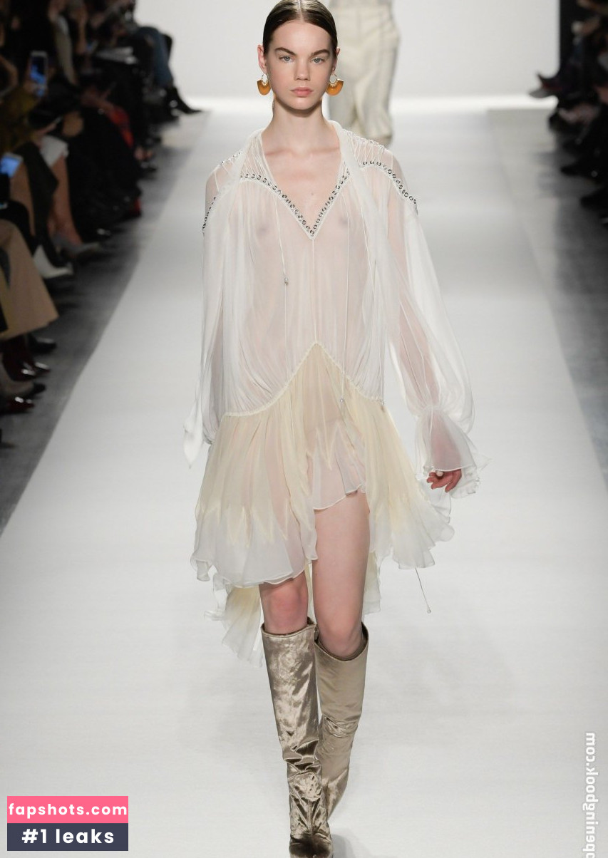 Estella Boersma nude babe gallery