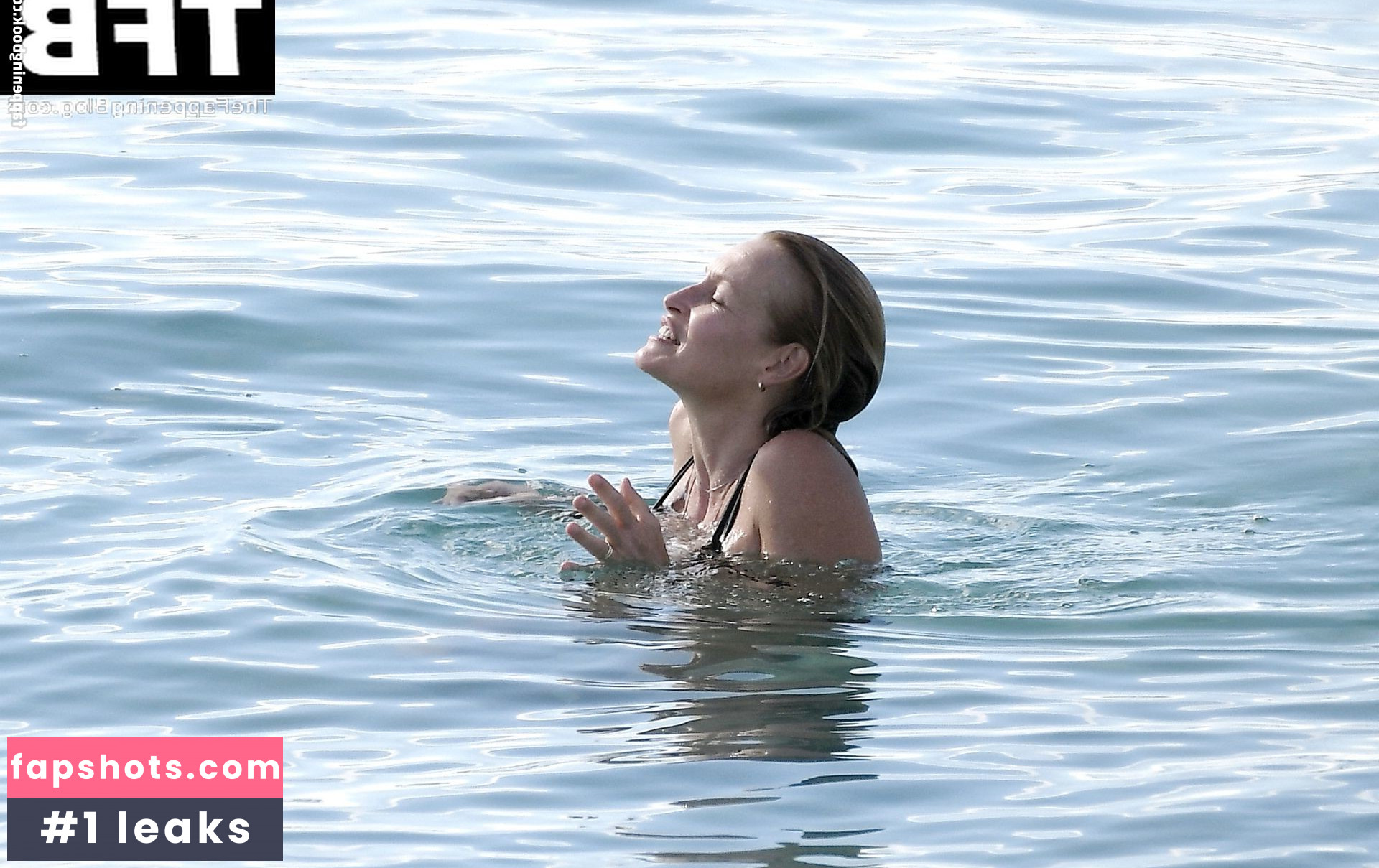 Estelle Lefebure Nahé úniky fotek pouze od fanoušků #36 - Fapshots