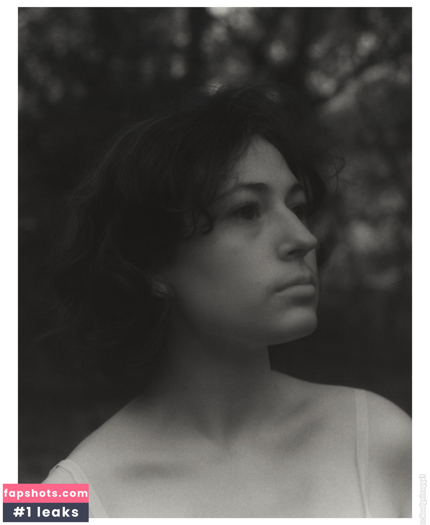 Ester Freider gallery photo #13