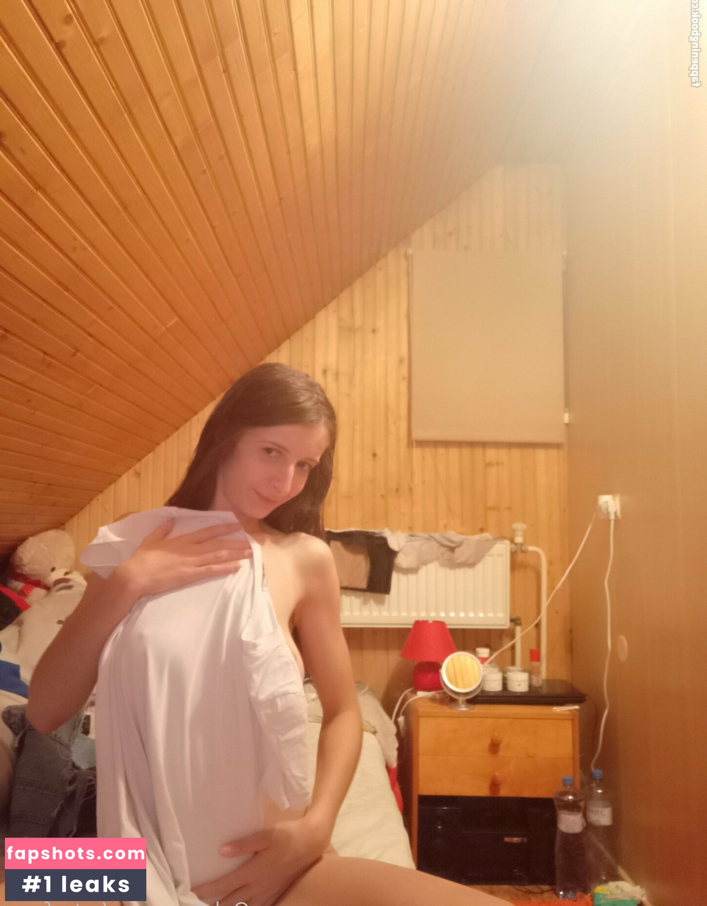 esterfreee gallery photo #35