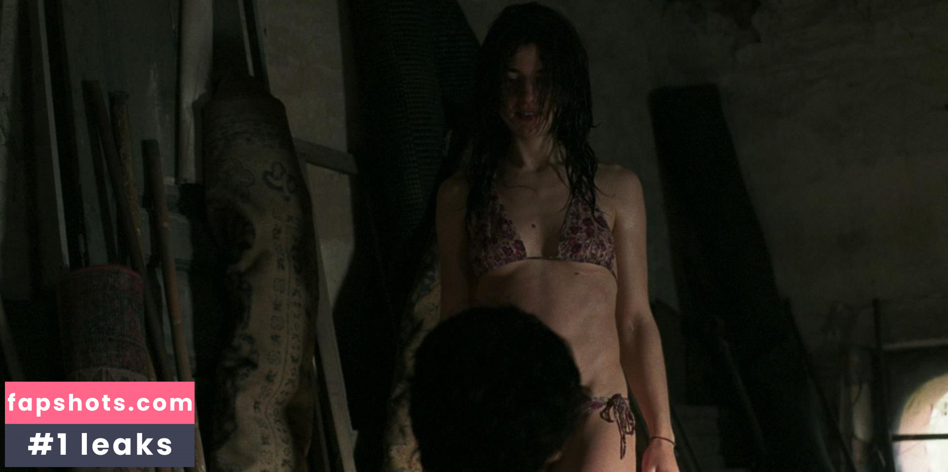 Esther Garrel gallery photo #13