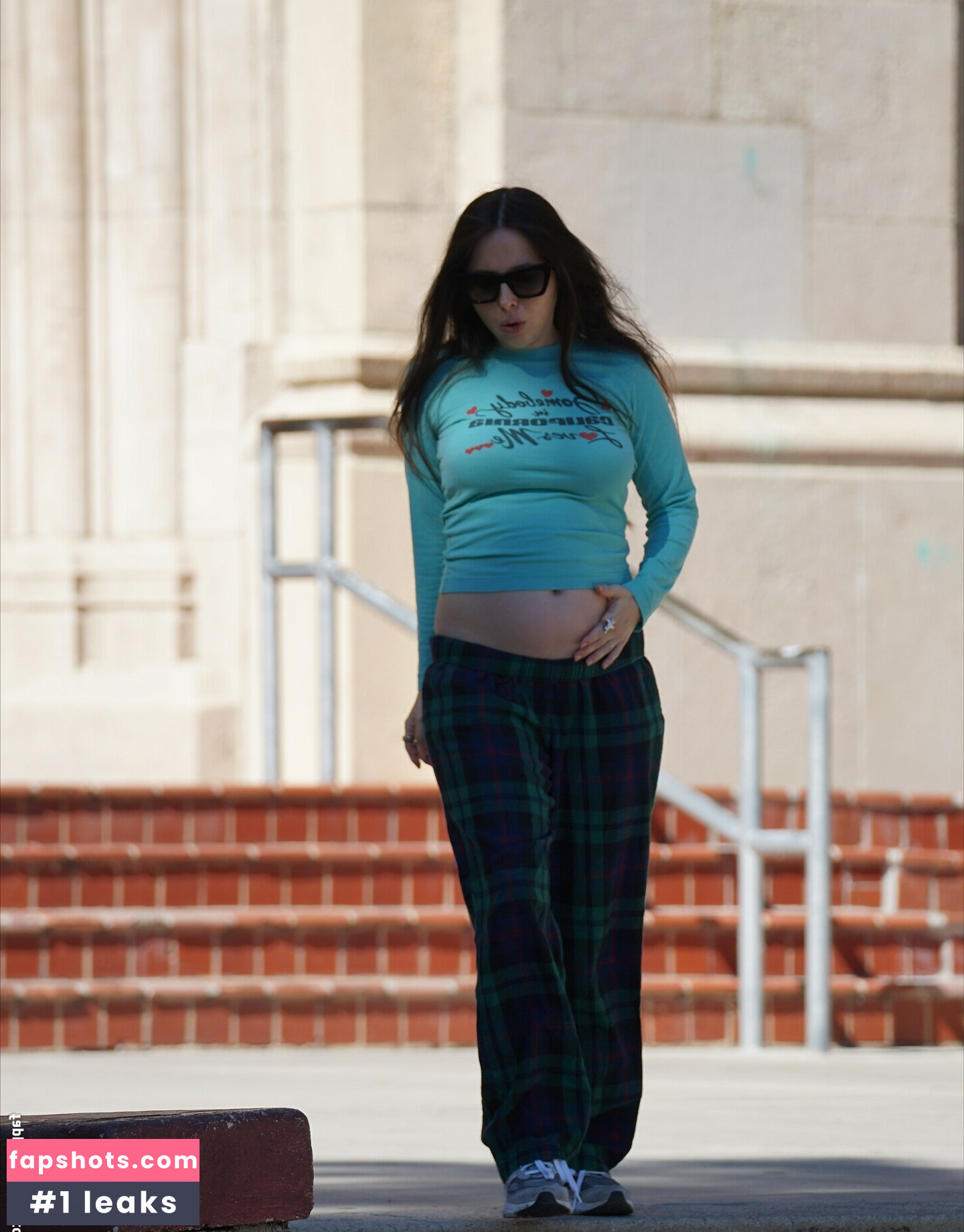 Esther Povitsky nude babe gallery