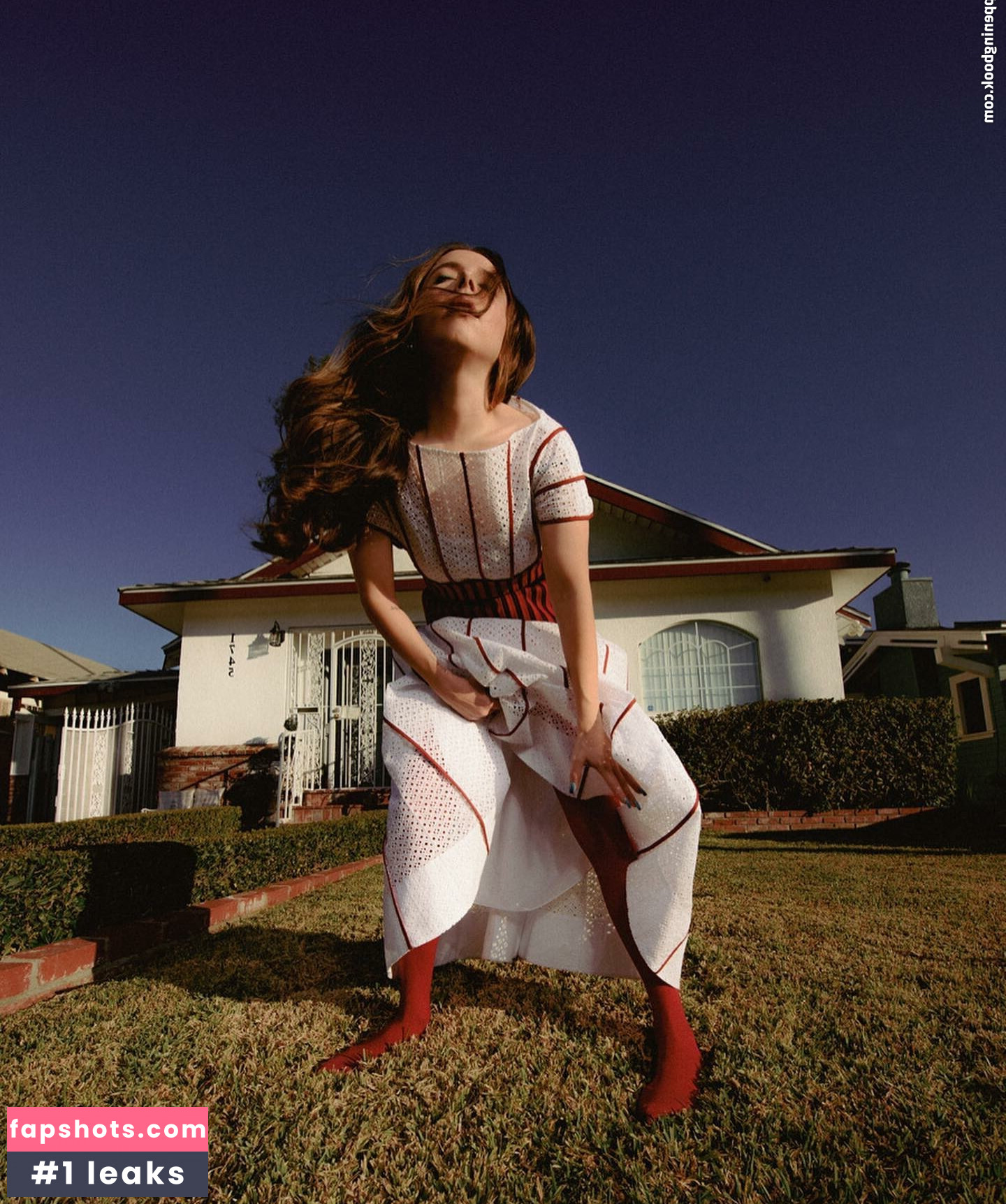 Esther Povitsky gallery photo #45