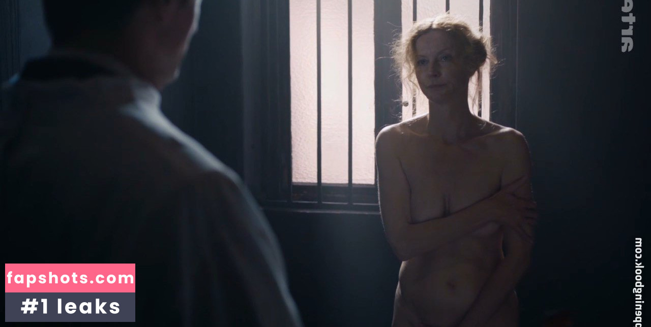 Esther Schweins nude babe gallery