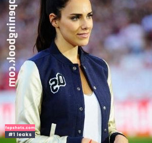 Esther Sedlaczek gallery photo #12