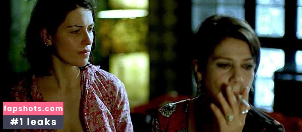 Esther Zimmering nude babe gallery