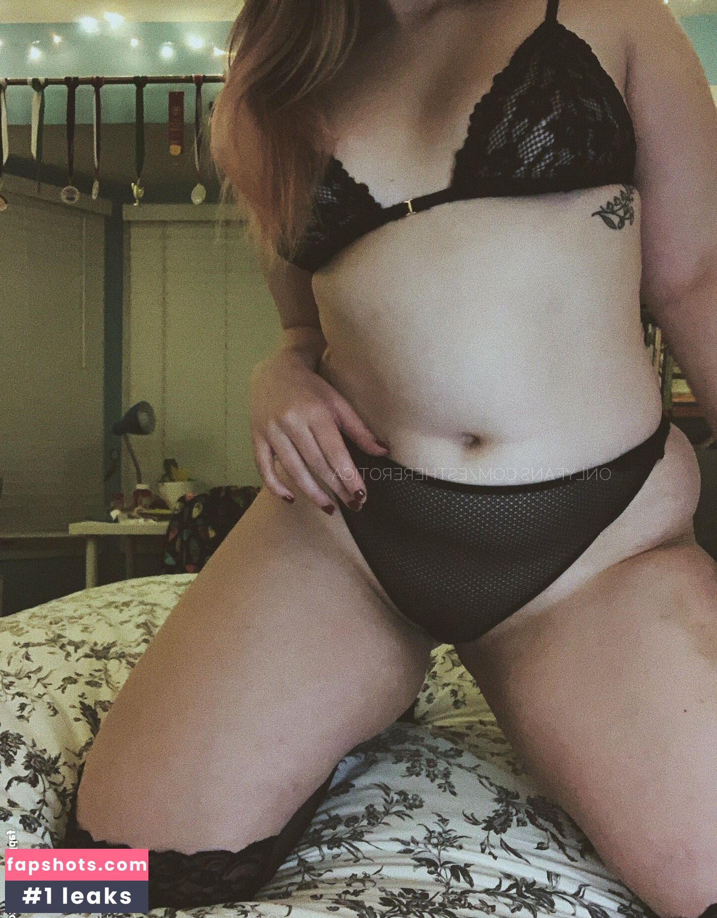 esthererotica gallery photo #22