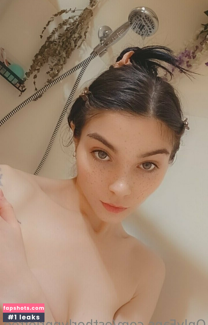 estherlynnriefree gallery photo #18