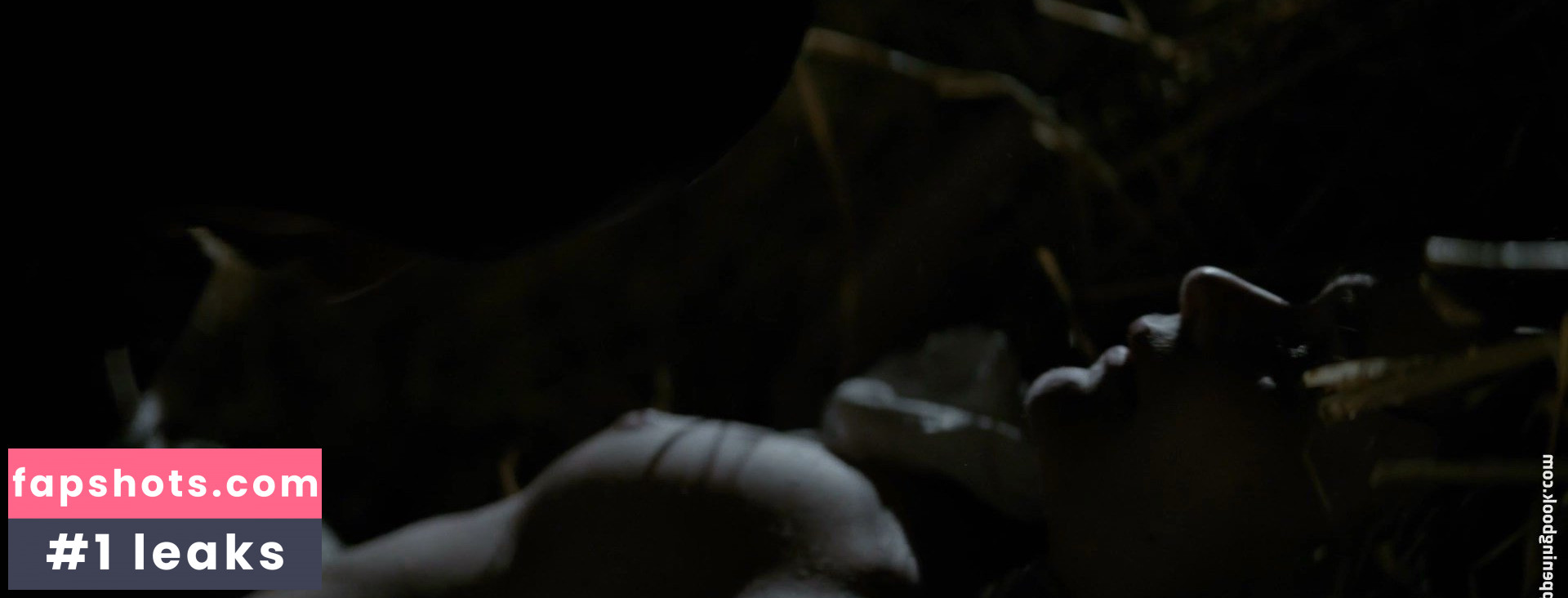 Eszter Csepai gallery photo #2