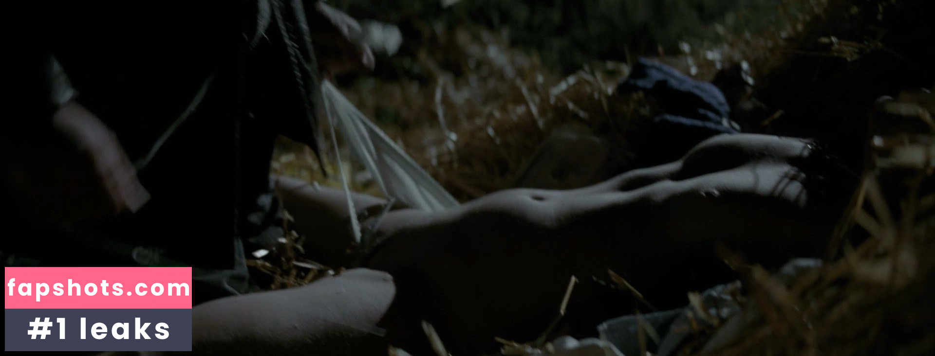 Eszter Csepai gallery photo #12