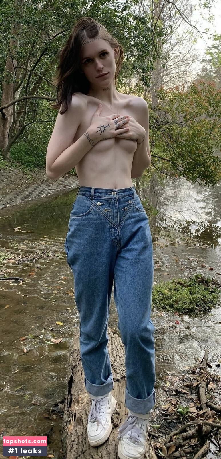 Ethel Cain gallery photo #17