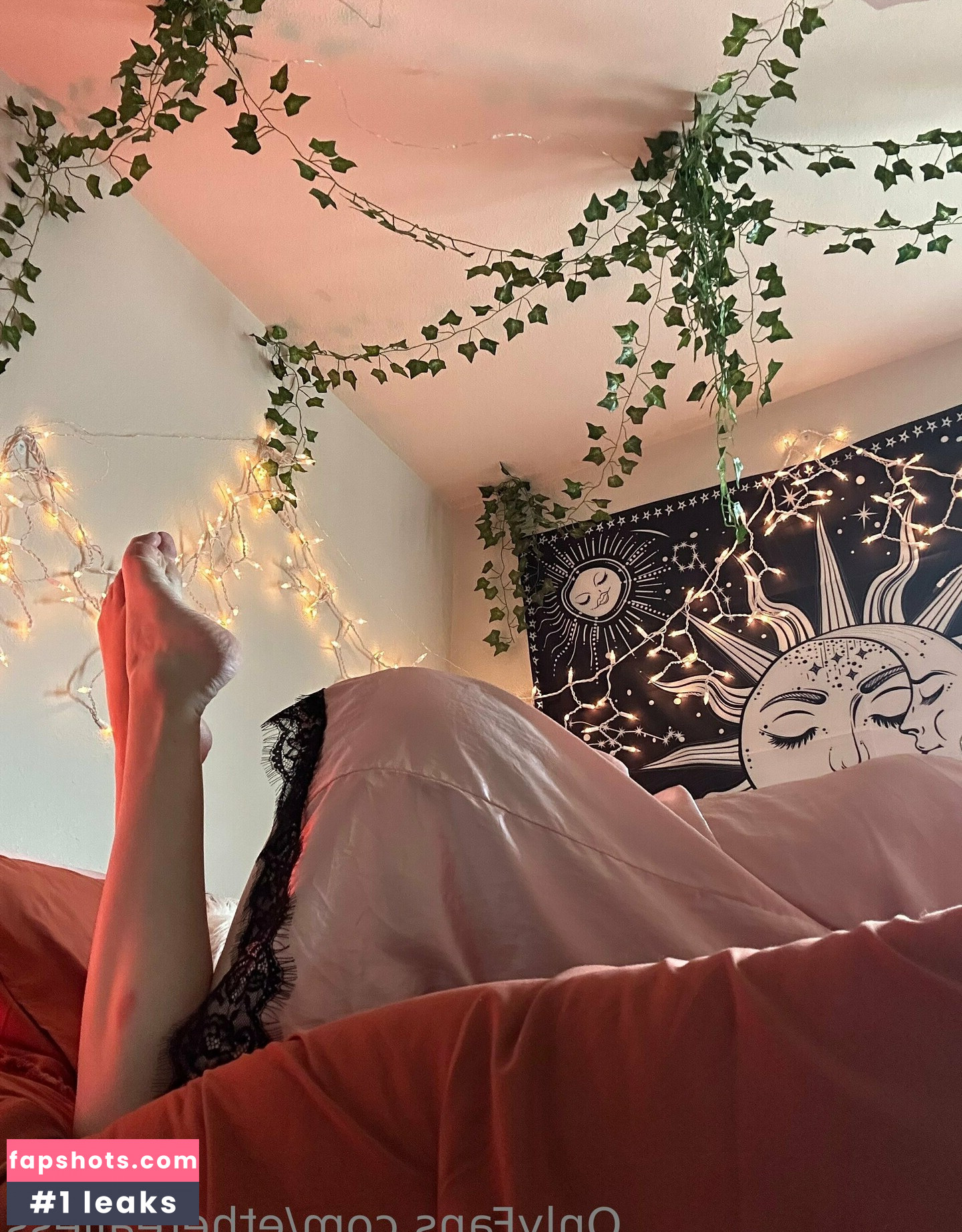 etherealjess gallery photo #5