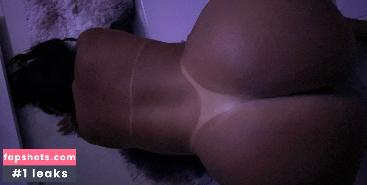 Etiane Felix nude babe gallery